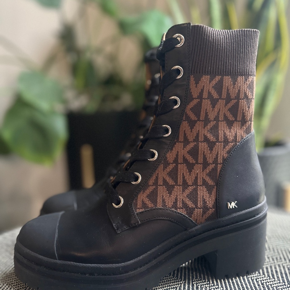 Michael Kors Women's Black and Brown Ankle Boots